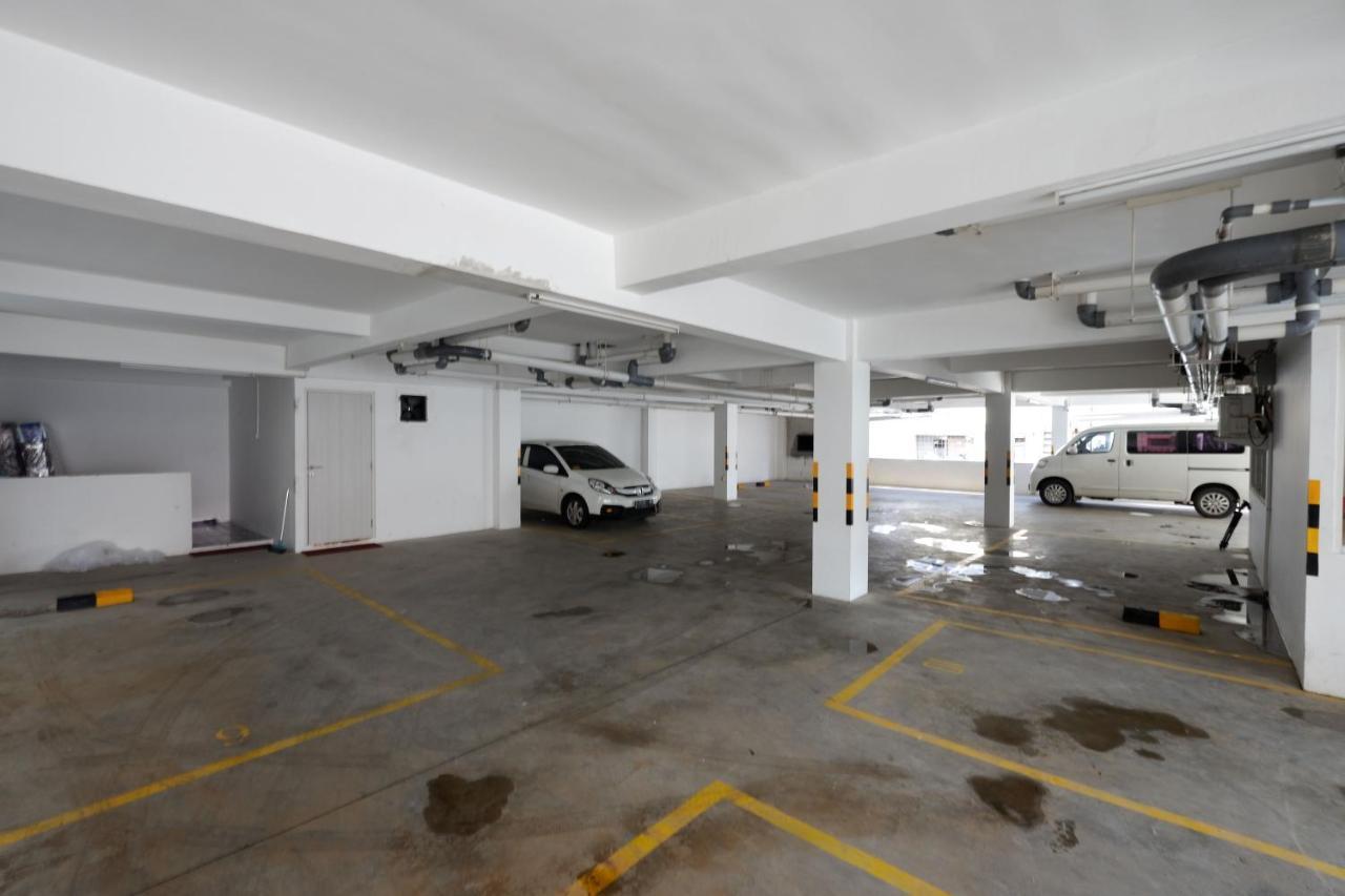 Reddoorz Plus Near Ciputra Mall Simpang Lima Семаранг Экстерьер фото